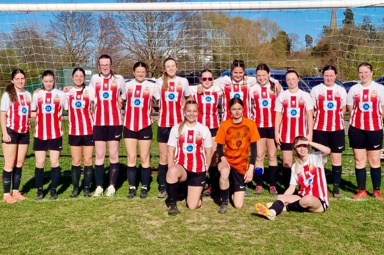 Ross Juniors Women finished third in the Inkberrow tournament