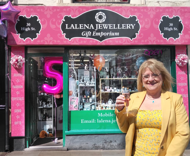 Jeweller celebrates five years on High Street