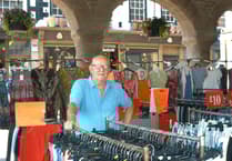 Nigel Oates returns to market after dispute