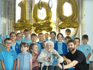 Former teacher Alice Jones, dies at 100