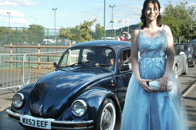 JKHS prom