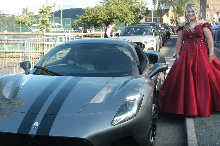 JKHS prom