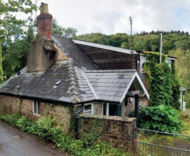 Stone cottage set to get sympathetic makeover
