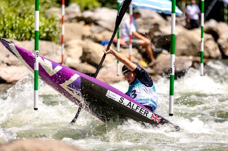 Sofia Alfer took World U18 silver in France