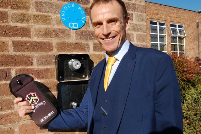 John Kyrle High adopts mobile pouch scheme