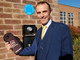 John Kyrle High adopts mobile pouch scheme