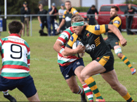 Green Army hang on to  beat Lutts in league opener