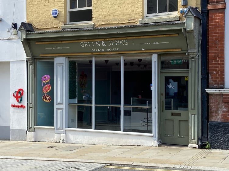 The Bubbles tea shop was stripped of all its signage except doughnuts in the window when it shut last month, reverting to its previous incarnation as the Green and Jenks Gelato House