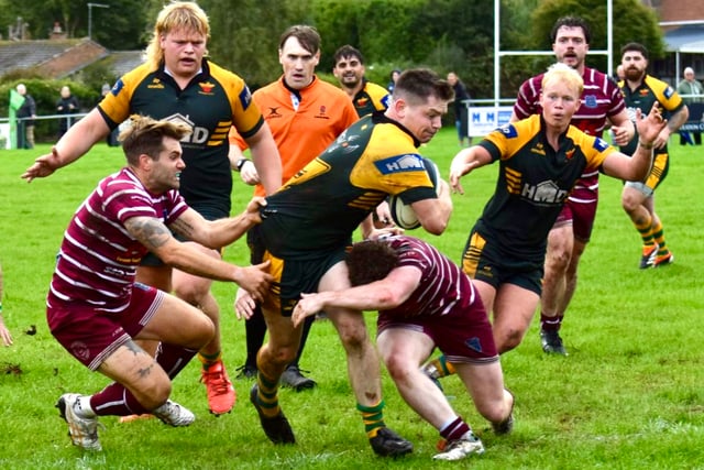 Green Army catch Fishes in last-play victory 