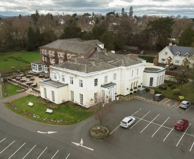 Chase Hotel: Plans for apartments and mews homes