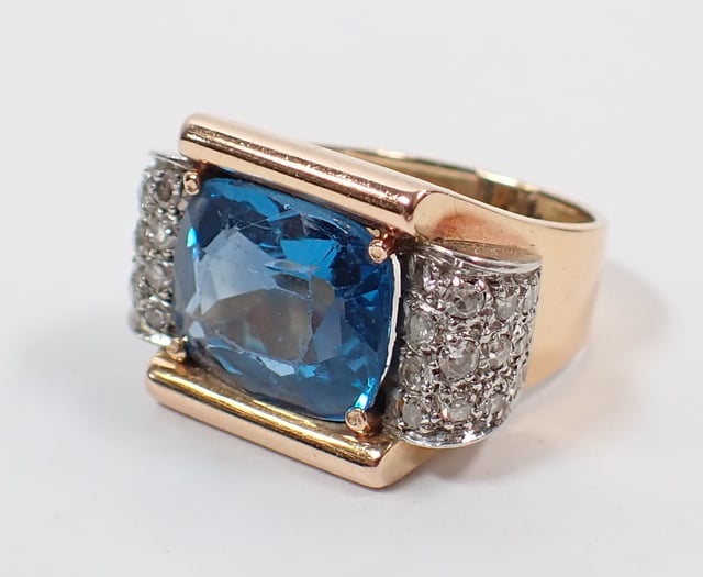 Pick up a unique gift in time for Christmas at Smiths November sale