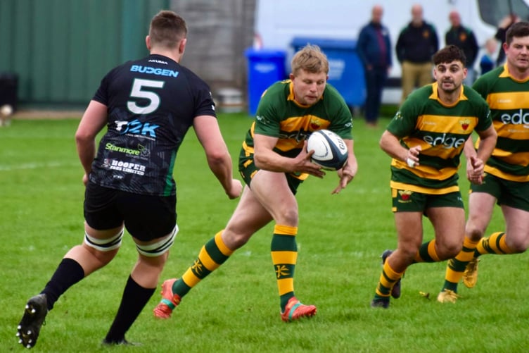 Newent launch an attack against Bridgnorth