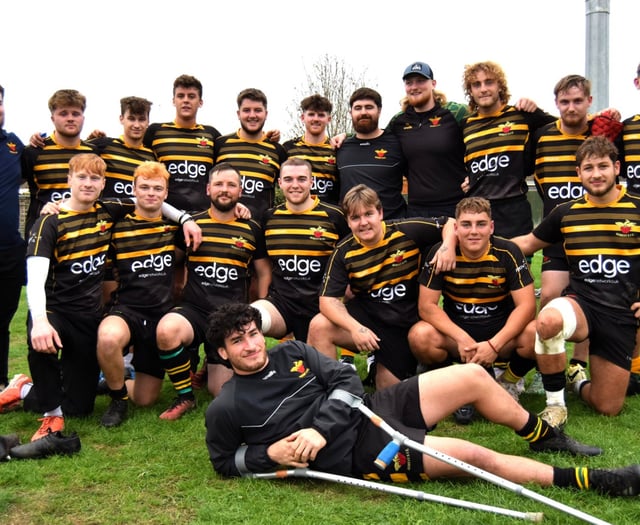 Newent Phoenix cruise to win at Cirencester