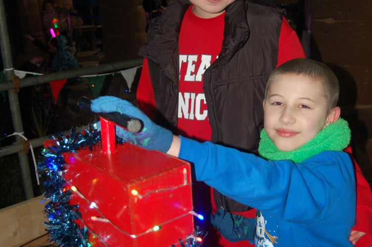 Xmas lights switch on