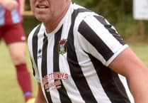 Hill downed but Huntley hit great eight