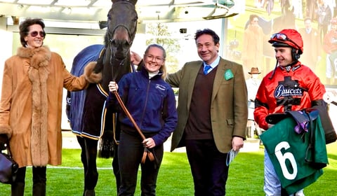 L'Homme Presse returns with second before Zertakt zooms in