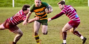 Fishes break Newent line in final game of the year