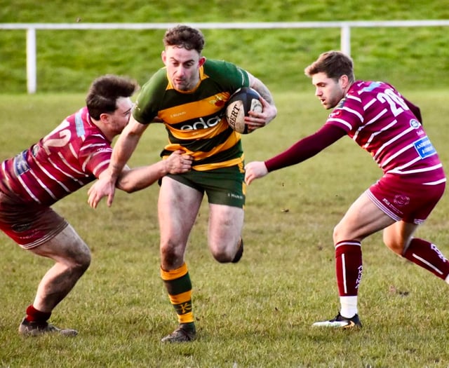 Fishes break Newent line in final game of the year