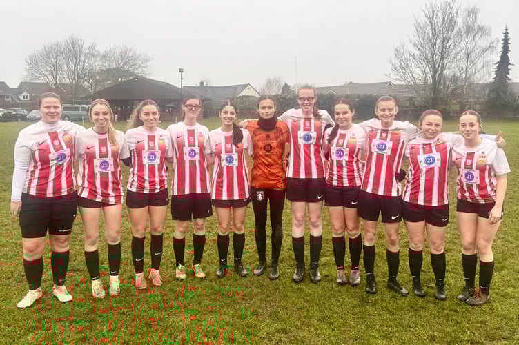 Ross Juniors Women marched on with an 18-0 clattering of Kempsey