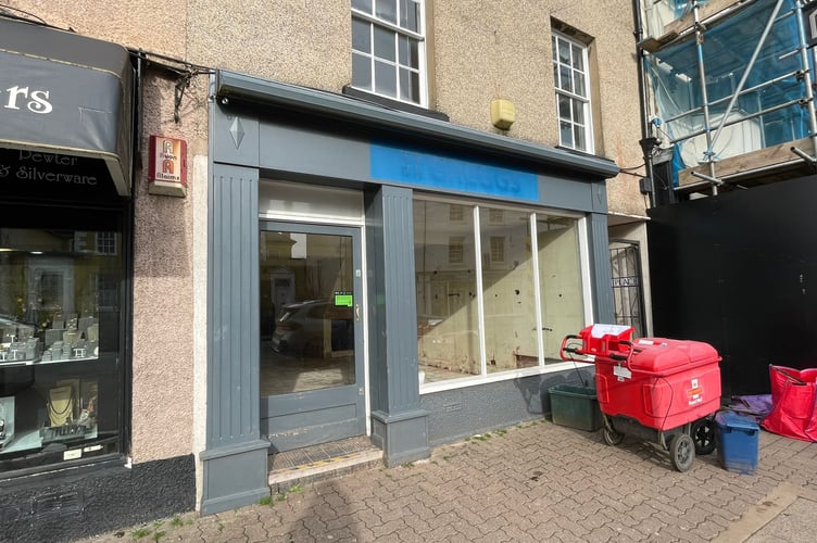 The popular baker will not be returning to Monnow Street