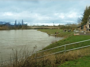 Onlookers try to save young woman in River Wye tragedy