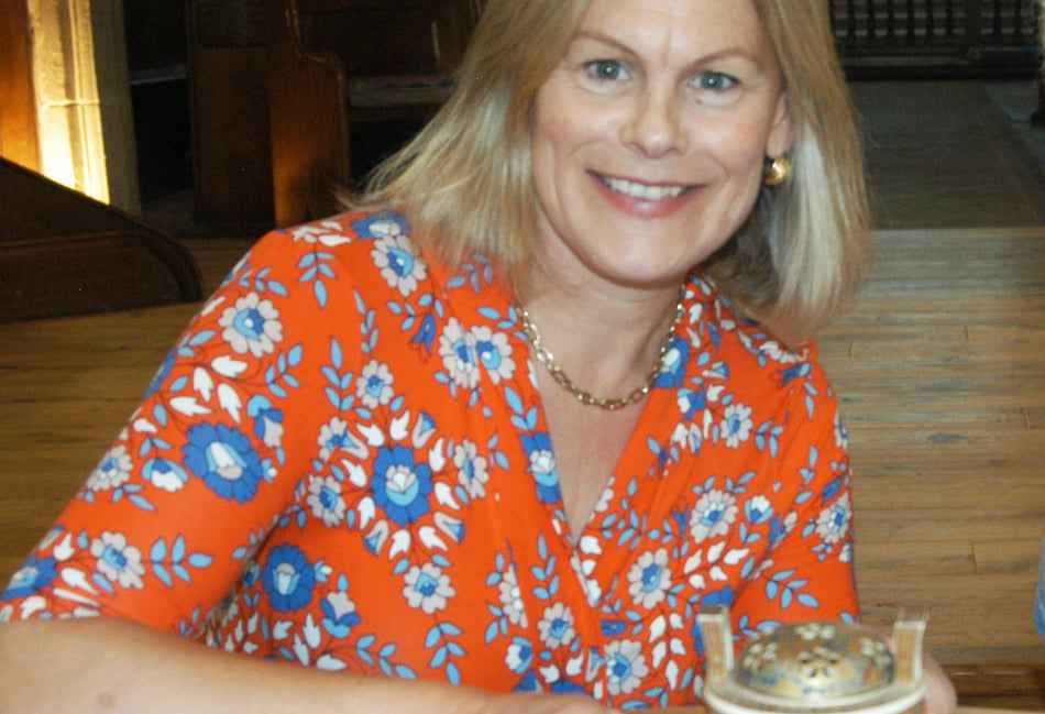 Kate Bliss hosts antique valuation day