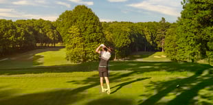 Darren picks up where he left off to win again