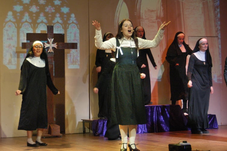JKHS Sister act