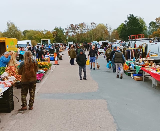 Ross-on-Wye car boot sale saved from closure by auctioneers