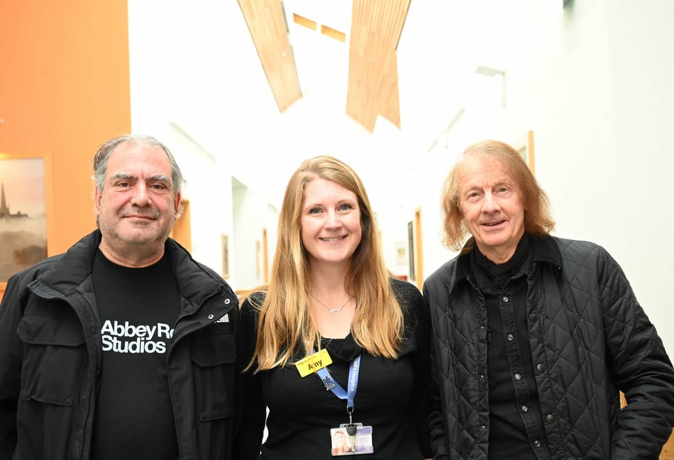 Mott Fest donates £3,300 to St Michael's Hospice