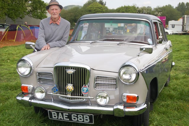 Vintage enthusiasts showcase classic cars at Border Counties Show