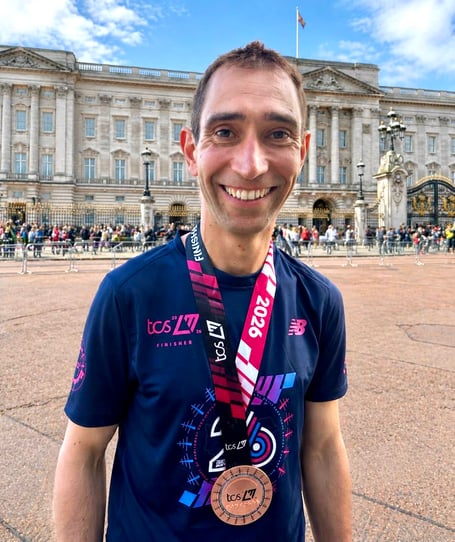 Fresh from a London Marathon 2.47 PB, Rob Nicholls stormed to Hereford Run victory in the 5km.