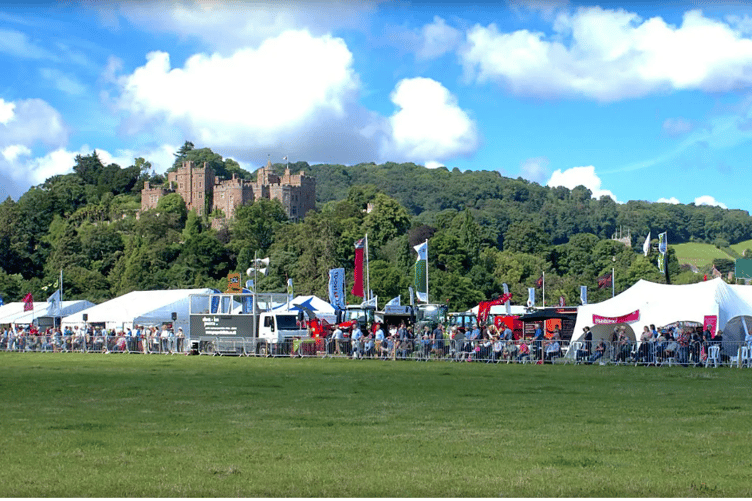 Dunster Show