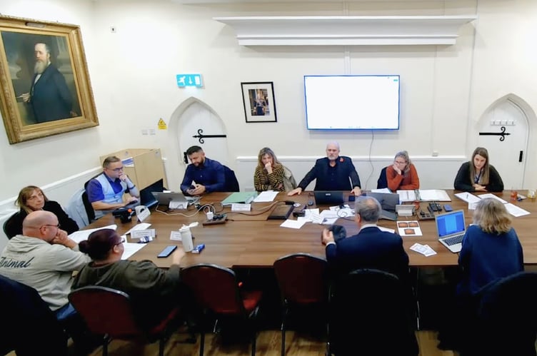 Ross-on-Wye Town Council streams its meetings on Youtube. Cllr Julian Utting is closest to the camera, facing away.