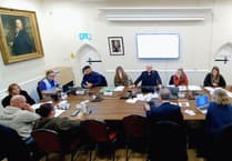 Town's deputy mayor apologises for outburst